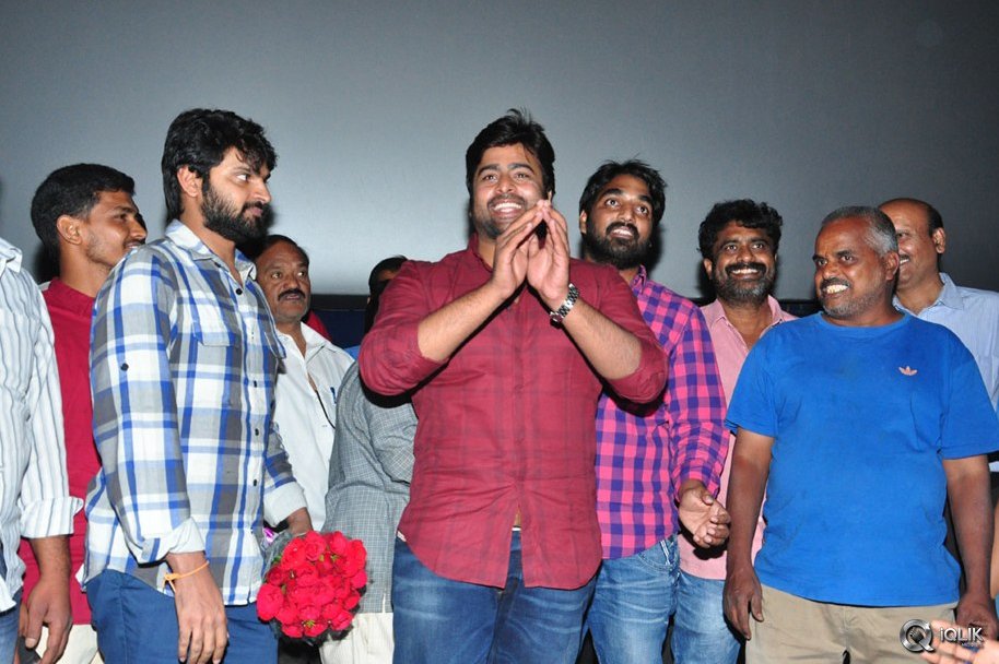Appatlo-Okadundevadu-Movie-Team-at-Devi-Theater